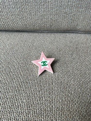 Chanel star pin brooch - pin,