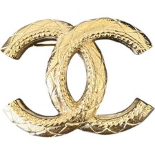 Chanel Women's CC Brooch Gold