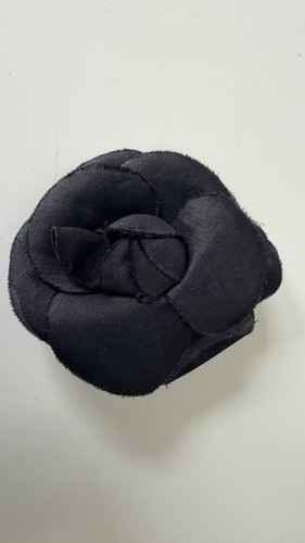 Chanel black silk - black,