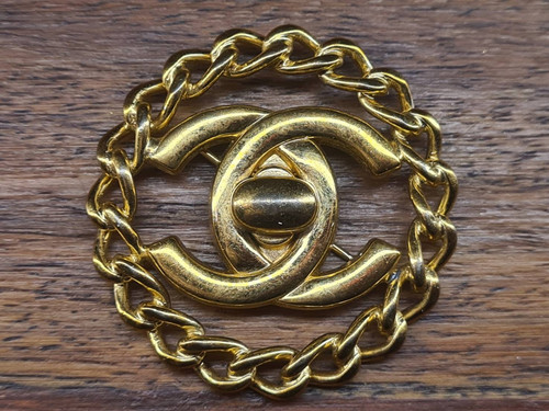 Chanel vintage turnlock - chanel,