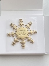 Chanel Beaute Brooch Gold Tone