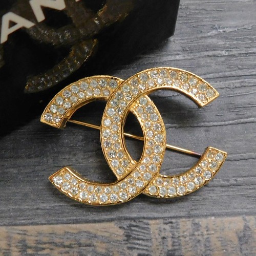 Chanel gold plated logos - cc,