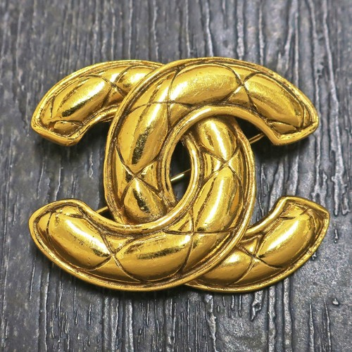 Chanel gold plated logos - plated,