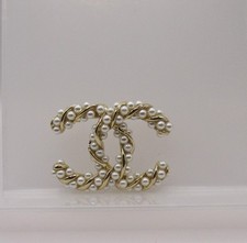 Chanel  Bead Wire Pin Brooch
