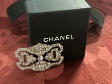 AUTHENTIC CHANEL BROOCH with