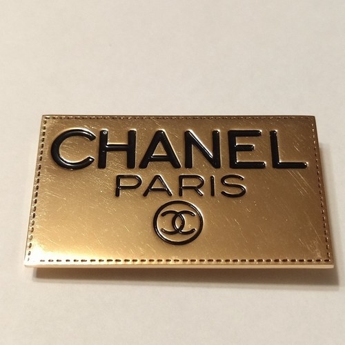 Chanel logo plate square